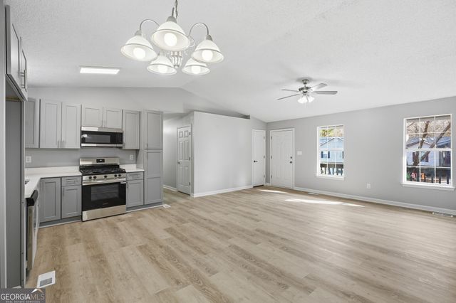 7385 Hunters Ridge Drive, Douglasville, GA 30134