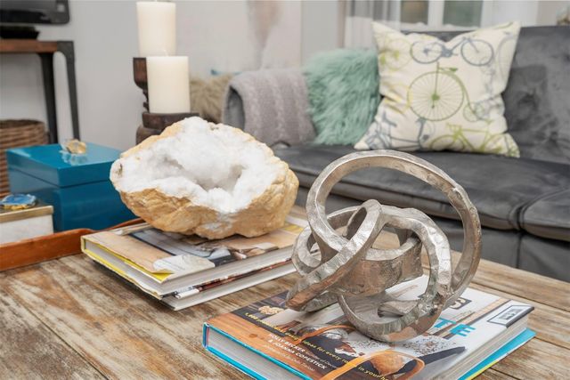 36 White Bark Place, The Woodlands, TX 77381