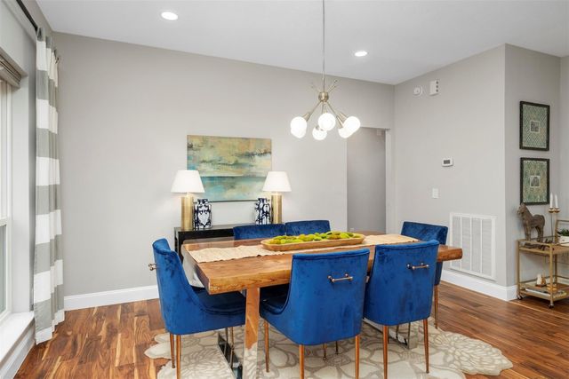 36 White Bark Place, The Woodlands, TX 77381