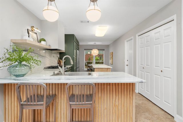 36 White Bark Place, The Woodlands, TX 77381