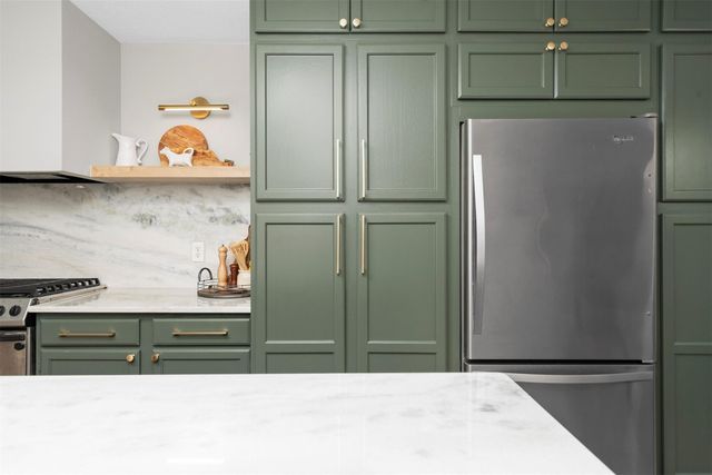 36 White Bark Place, The Woodlands, TX 77381