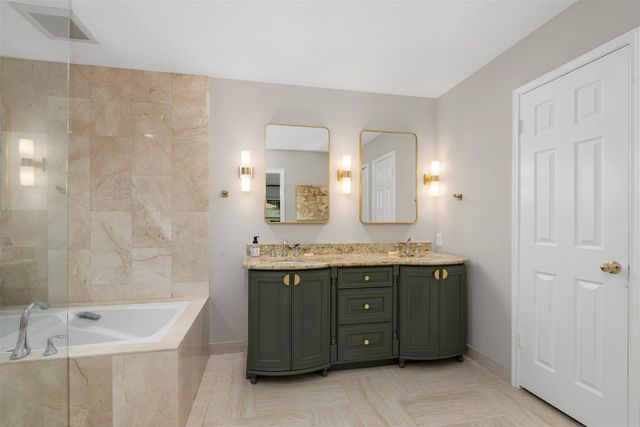 36 White Bark Place, The Woodlands, TX 77381