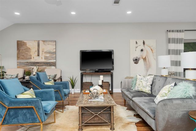 36 White Bark Place, The Woodlands, TX 77381