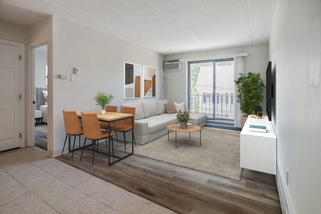33 Middle Street 23, Waltham, MA 02451