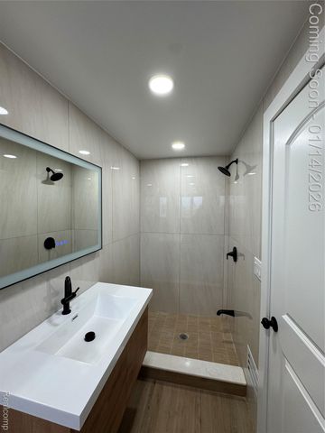 27204 Sheahan Drive, Dearborn Heights, MI 48127