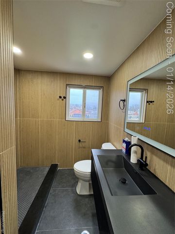 27204 Sheahan Drive, Dearborn Heights, MI 48127