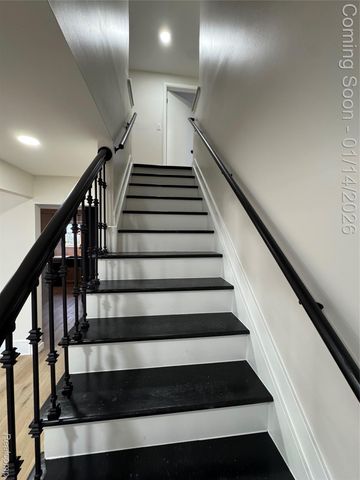 27204 Sheahan Drive, Dearborn Heights, MI 48127