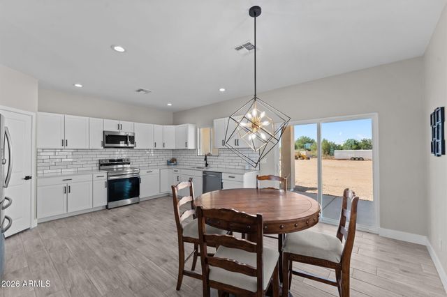36269 W HIGHLAND Avenue, Tonopah, AZ 85354