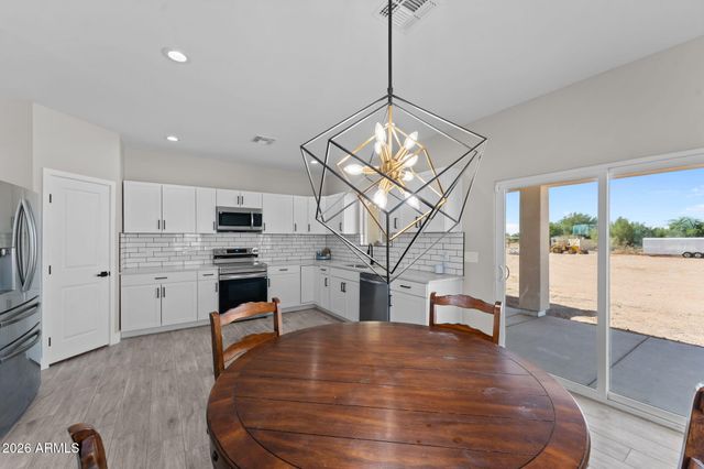 36269 W HIGHLAND Avenue, Tonopah, AZ 85354