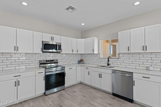 36269 W HIGHLAND Avenue, Tonopah, AZ 85354