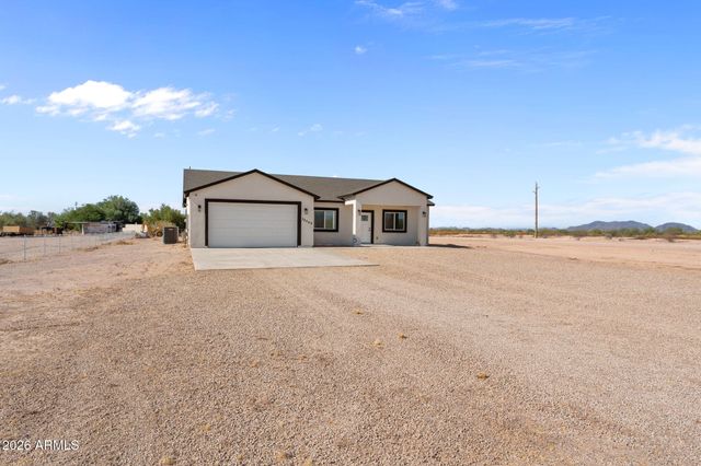 36269 W HIGHLAND Avenue, Tonopah, AZ 85354