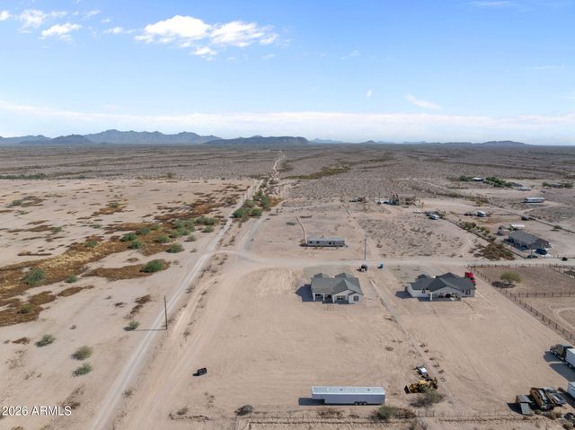 36269 W HIGHLAND Avenue, Tonopah, AZ 85354