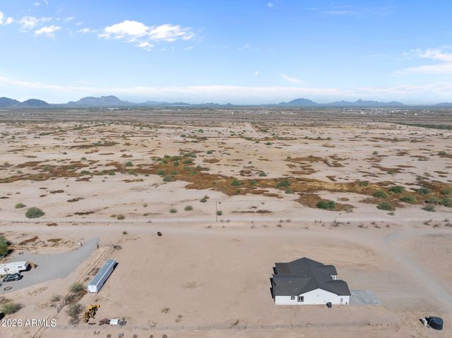 36269 W HIGHLAND Avenue, Tonopah, AZ 85354