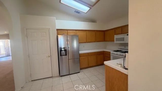 11220 Country Club Drive, Apple Valley, CA 92308