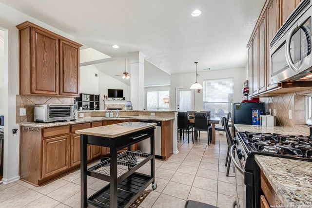 21935 Ruby Run, San Antonio, TX 78259