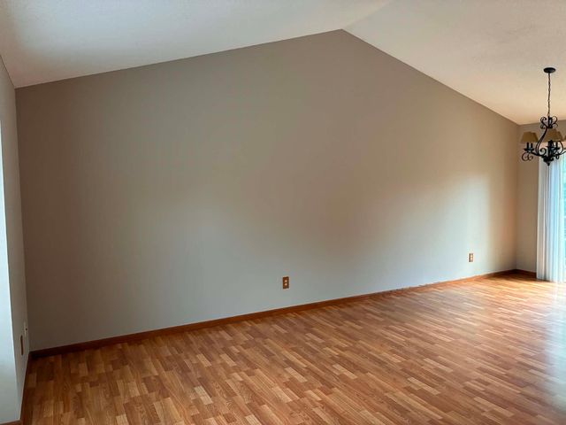 7040 Jensen Avenue S, Cottage Grove, MN 55016
