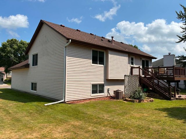 7040 Jensen Avenue S, Cottage Grove, MN 55016