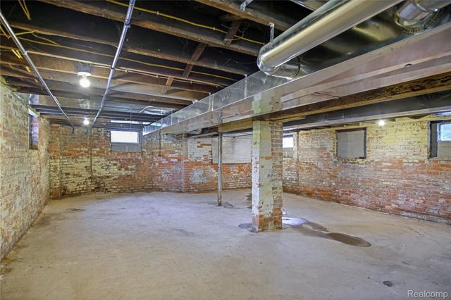 6224 Hecla Street, Detroit, MI 48208