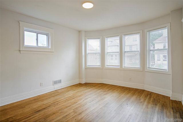 6224 Hecla Street, Detroit, MI 48208