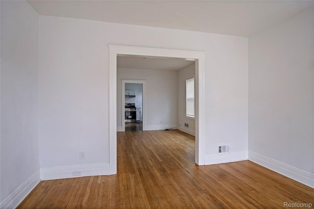6224 Hecla Street, Detroit, MI 48208
