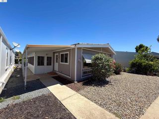 2203 Dalis Dr, Concord, CA 94520