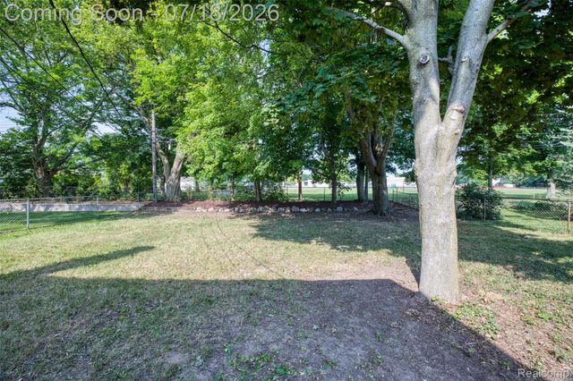 14801 Greenbriar Court, Plymouth Charter Township, MI 48170