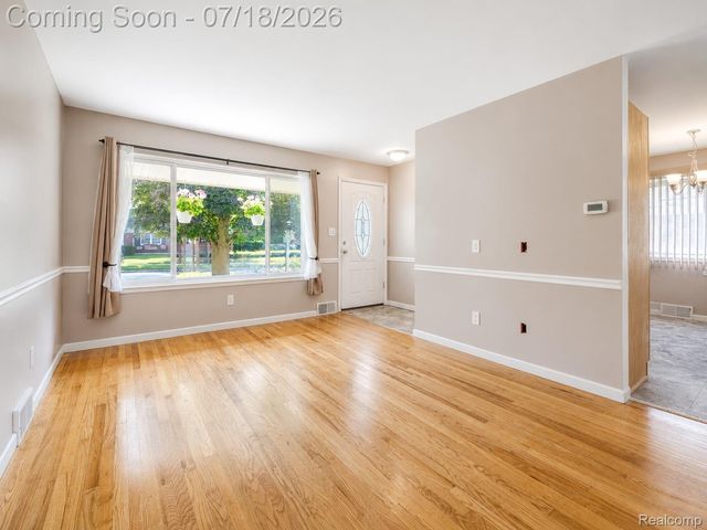 14801 Greenbriar Court, Plymouth Charter Township, MI 48170