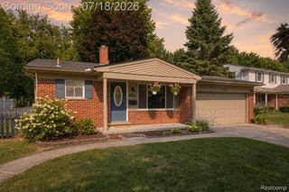 14801 Greenbriar Court, Plymouth Charter Township, MI 48170