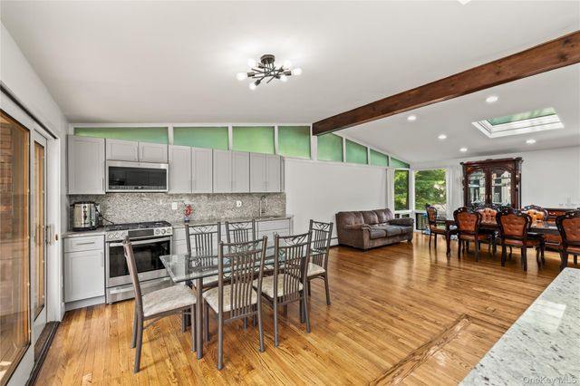 84 Deltic Road, New City, NY 10956