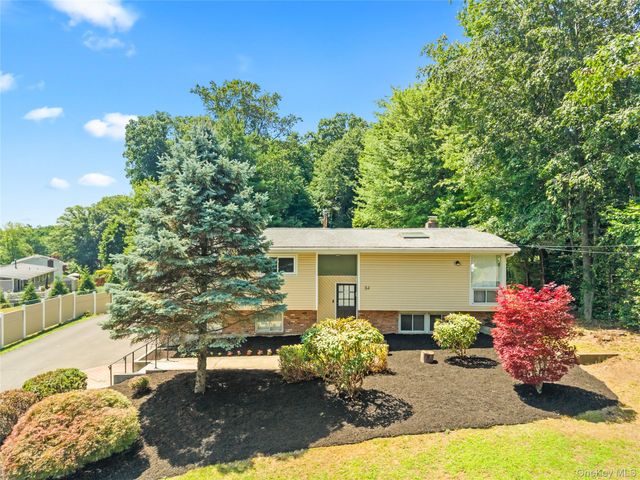 84 Deltic Road, New City, NY 10956