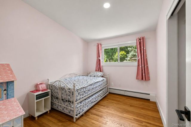 84 Deltic Road, New City, NY 10956