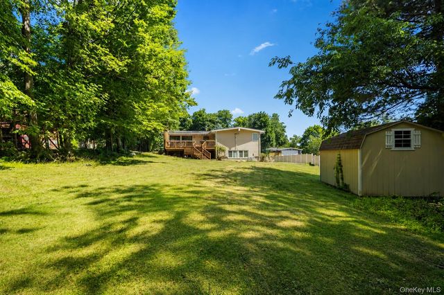 84 Deltic Road, New City, NY 10956