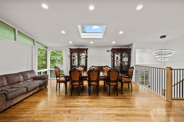 84 Deltic Road, New City, NY 10956