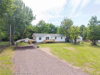 513 E Adams Avenue, Midland, AR 72945