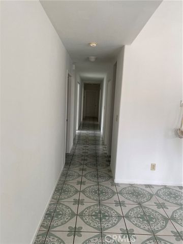 217 E 5th, Perris, CA 92570