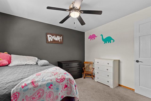 1725 LAWE STREET, Kaukauna, WI 54130
