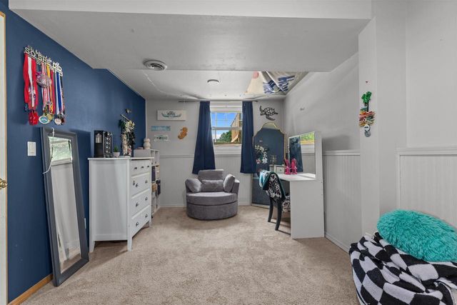1725 LAWE STREET, Kaukauna, WI 54130