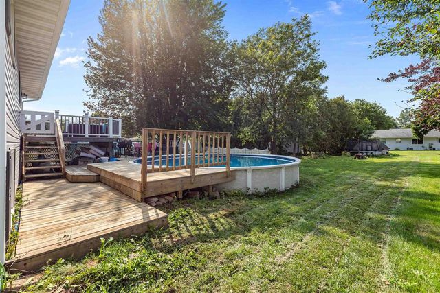 1725 LAWE STREET, Kaukauna, WI 54130