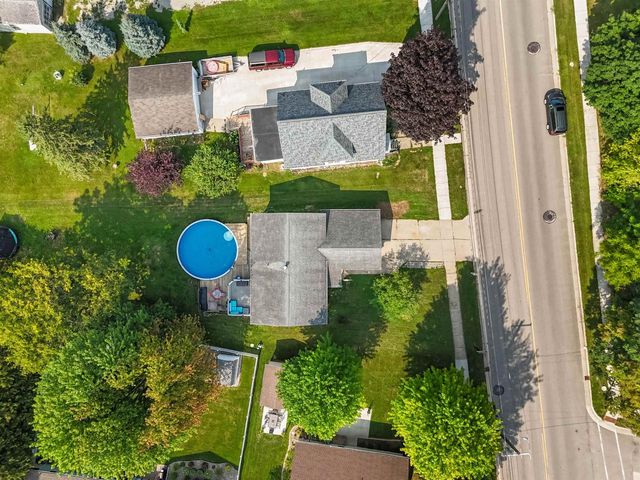 1725 LAWE STREET, Kaukauna, WI 54130