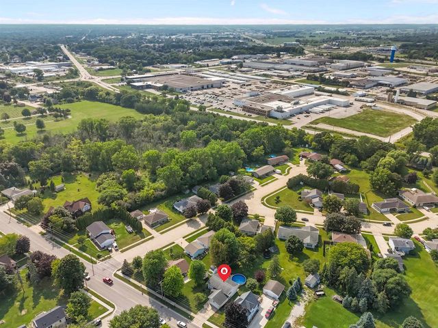 1725 LAWE STREET, Kaukauna, WI 54130