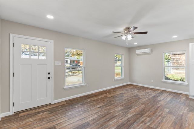 4713 Nolan Street, Fort Worth, TX 76119