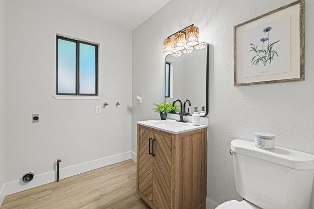 20292 Killarney Ln, Grass Valley, CA 95945