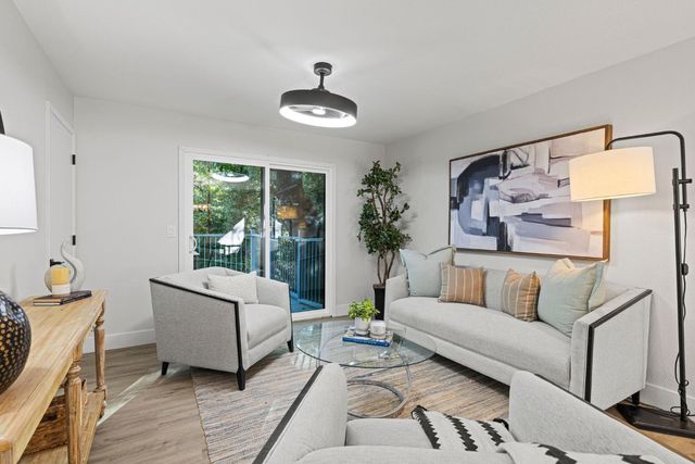 20292 Killarney Ln, Grass Valley, CA 95945