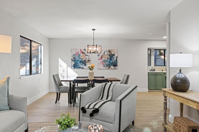 20292 Killarney Ln, Grass Valley, CA 95945