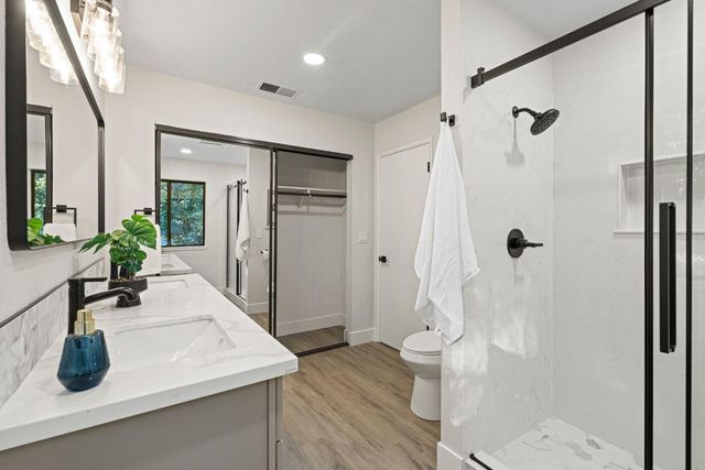 20292 Killarney Ln, Grass Valley, CA 95945