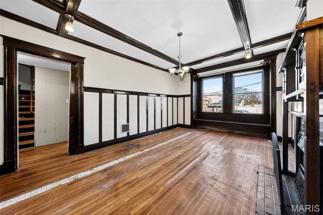 515 Loughborough Avenue, St Louis, MO 63111