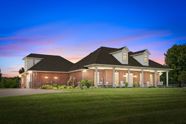 870 Oak Plains Rd, Clarksville, TN 37043