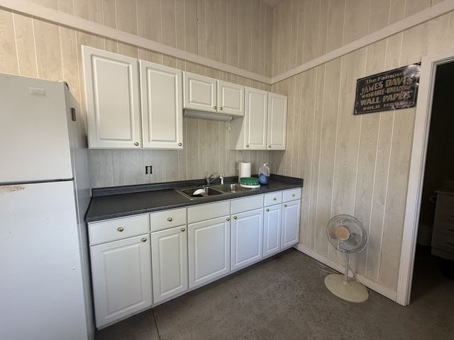 870 Oak Plains Rd, Clarksville, TN 37043