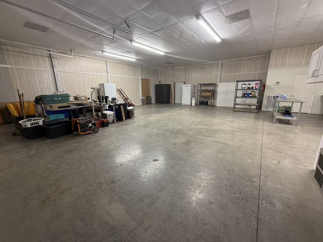 870 Oak Plains Rd, Clarksville, TN 37043