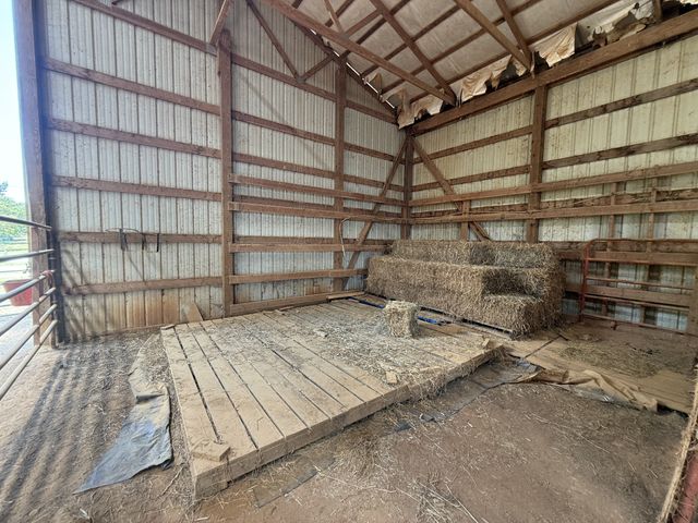 870 Oak Plains Rd, Clarksville, TN 37043